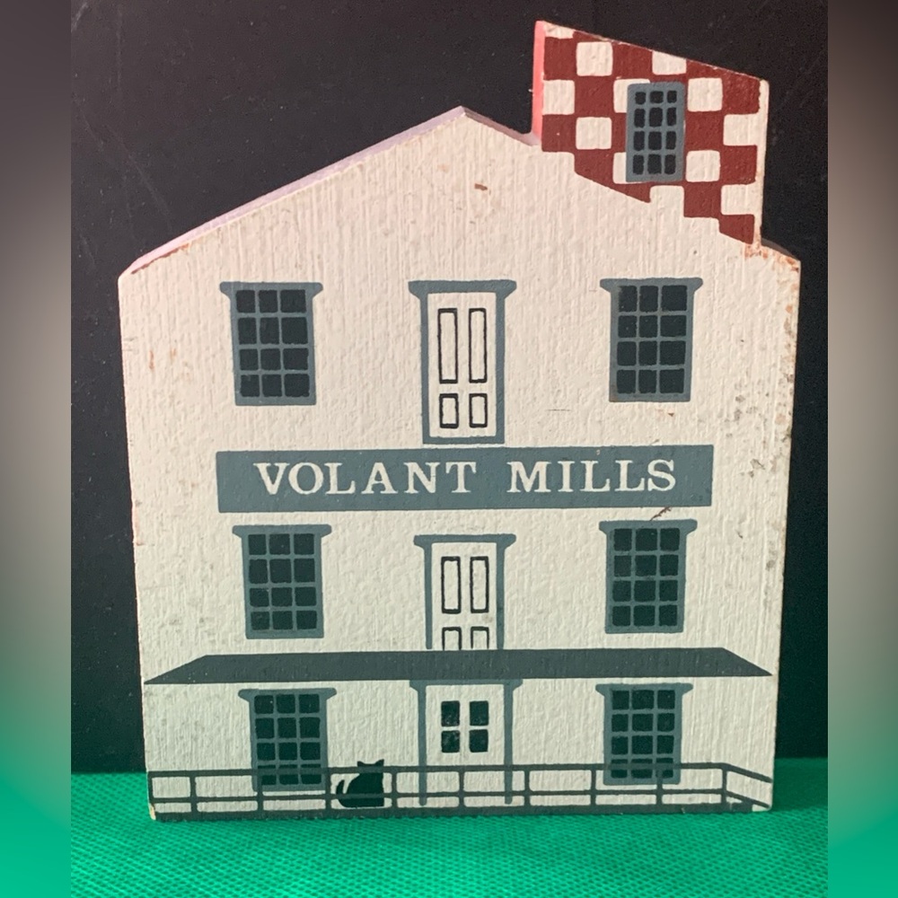 Vintage Cat's Meow Wood 1986 Fall Series Volant Mills Building